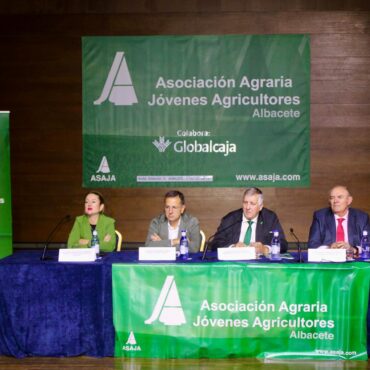 El alcalde de Albacete, Manuel Serrano, ha participado en la clausura de la XXXI...