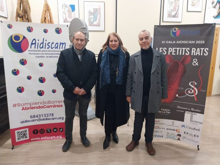 Reconocimiento municipal a la labor de AIDISCAM en su XI Gala Solidaria

La con...