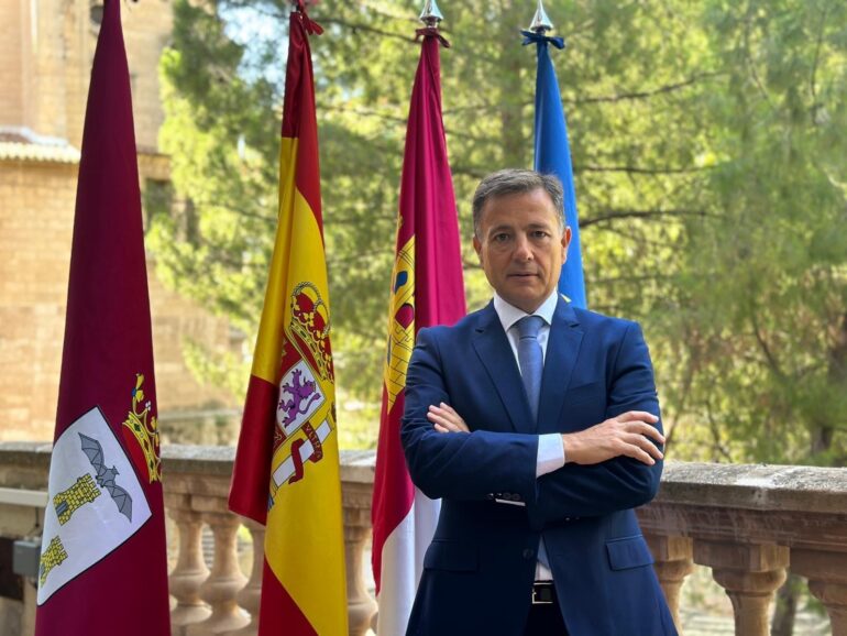 En el Día de San Eloy, felicidades a los cuchilleros que han hecho grande Albace...