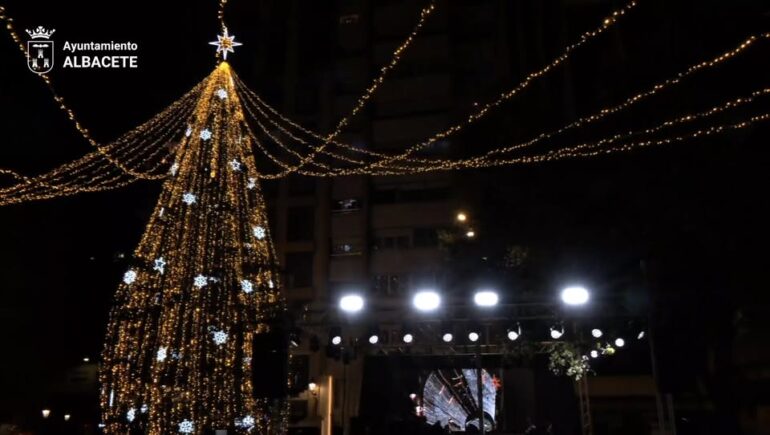 ¡Albacete enciende la Navidad!
 Sábado 29 de noviembre
 19:00  Plaza del Altoza...