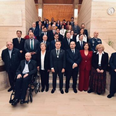 El presidente del PP-CLM Paco Núñez y el secretario general del PP de Albacete B...