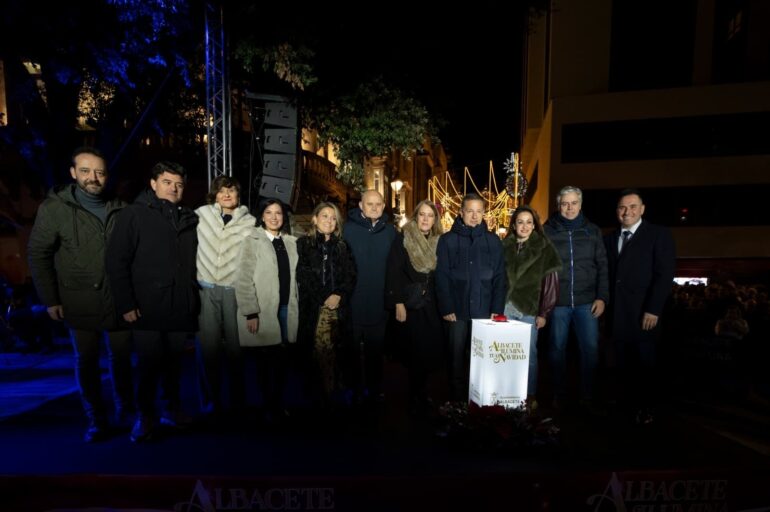 Albacete ilumina la Navidad como nunca antes con un alumbrado espectacular, úni...