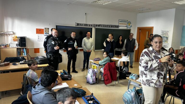 Hoy hemos inaugurado una nueva edición del Proyecto Centauro en el Colegio Marí...