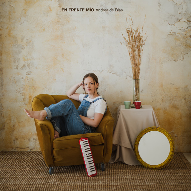 EN FRENTE MÍO        
        
                                                            ANDREA DE BLAS                    
        
            
                
                    
                                                                                    EDICIONS LENTICULARS SL