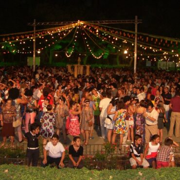 La Peña los Canuthi presenta en Benidorm “El Mayor Guateque del Mundo” - SURCO CLM, Diario digital