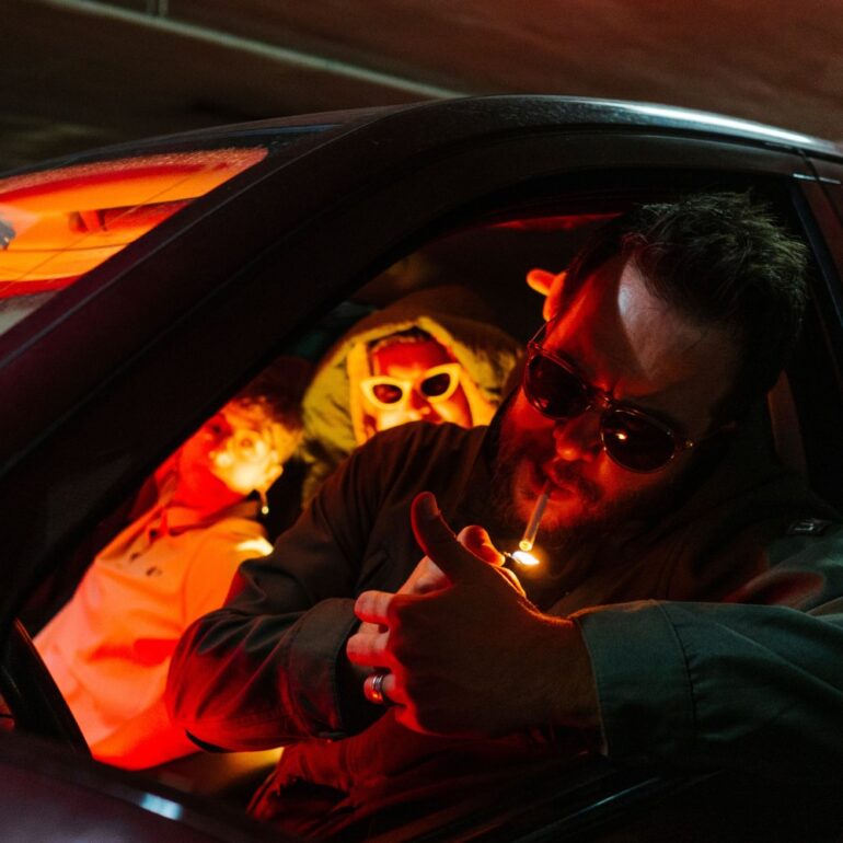 No hi havia amor        
        
                                                            Exili a Elba                    
        
            
                
                    
                                                                                    SATÉLITE K