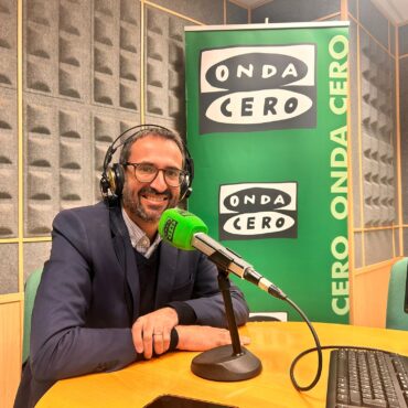 Gutiérrez dice que las críticas de Vox al Estatuto demuestran su “hipocresía” y pone el foco en el PP para que rompan sus pactos