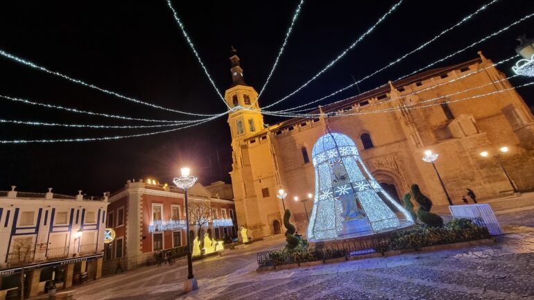 Valdepeñas encenderá su iluminación navideña el 27 de noviembre para impulsar el comercio local - SURCO CLM, Diario digital