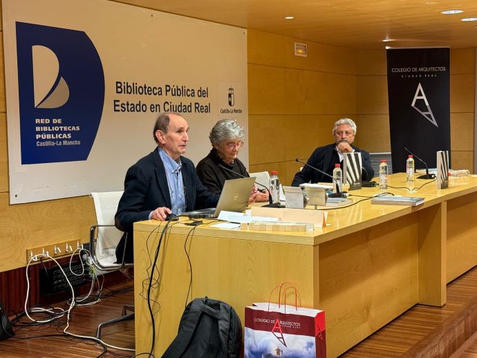 Presentado en Ciudad Real el libro “Miguel Fisac. Huesos y Pieles”, la nueva obra dedicada al legado del arquitecto manchego - SURCO CLM, Diario digital